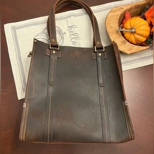 LeatherTote with removable inter bag.